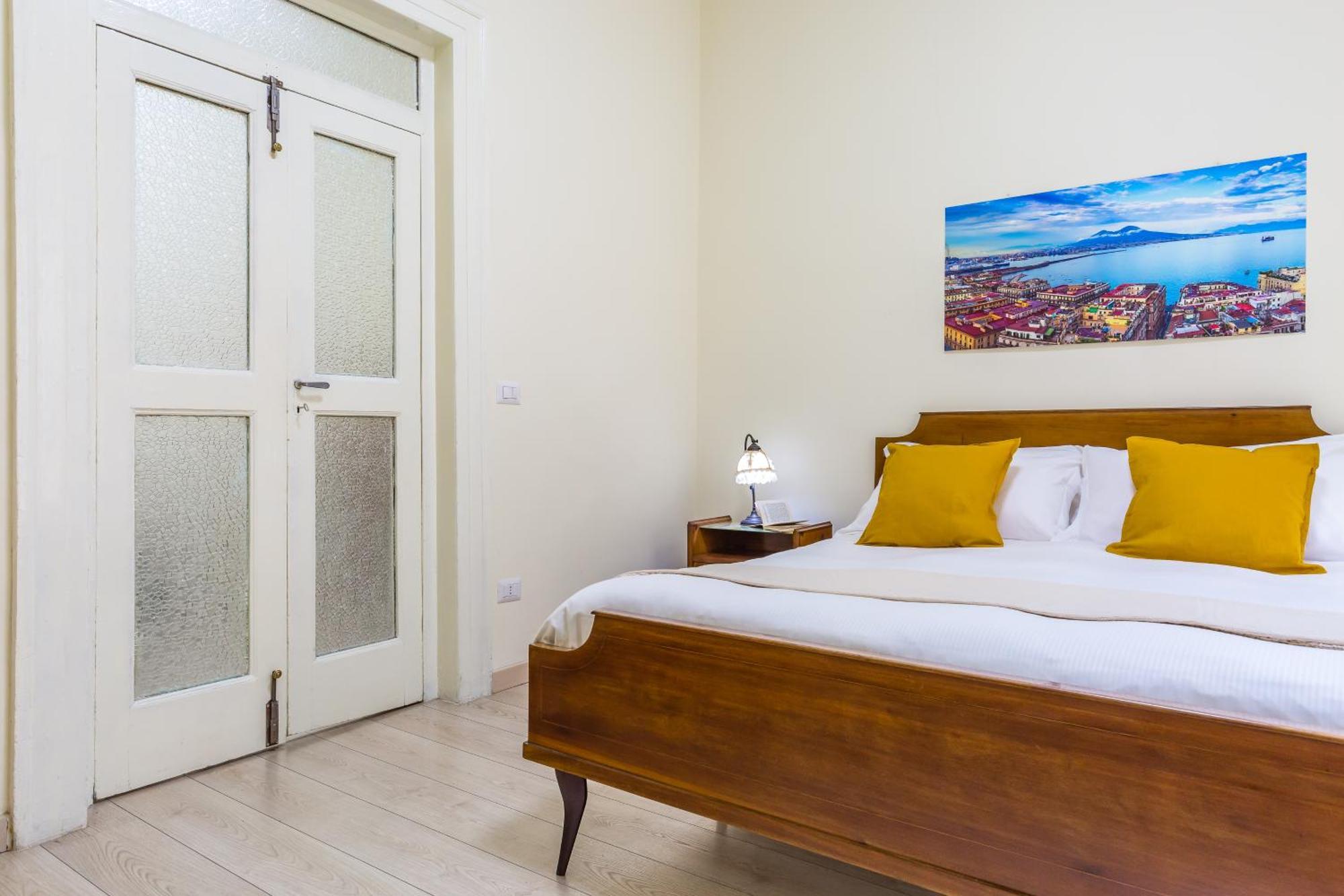 Apartmán A Pochi Passi Da Piazza Del Gesu By Wonderful Italy Neapol Exteriér fotografie